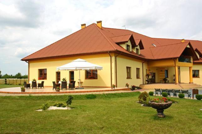 Hotel Wasik Krogulcza Exterior photo